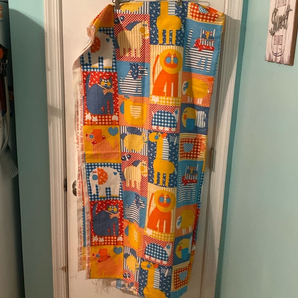 Vintage Fun Fair Waverly fabric EUC - Picture 2 of 5